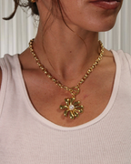 DAISY GOLD CHAIN NECKLACE