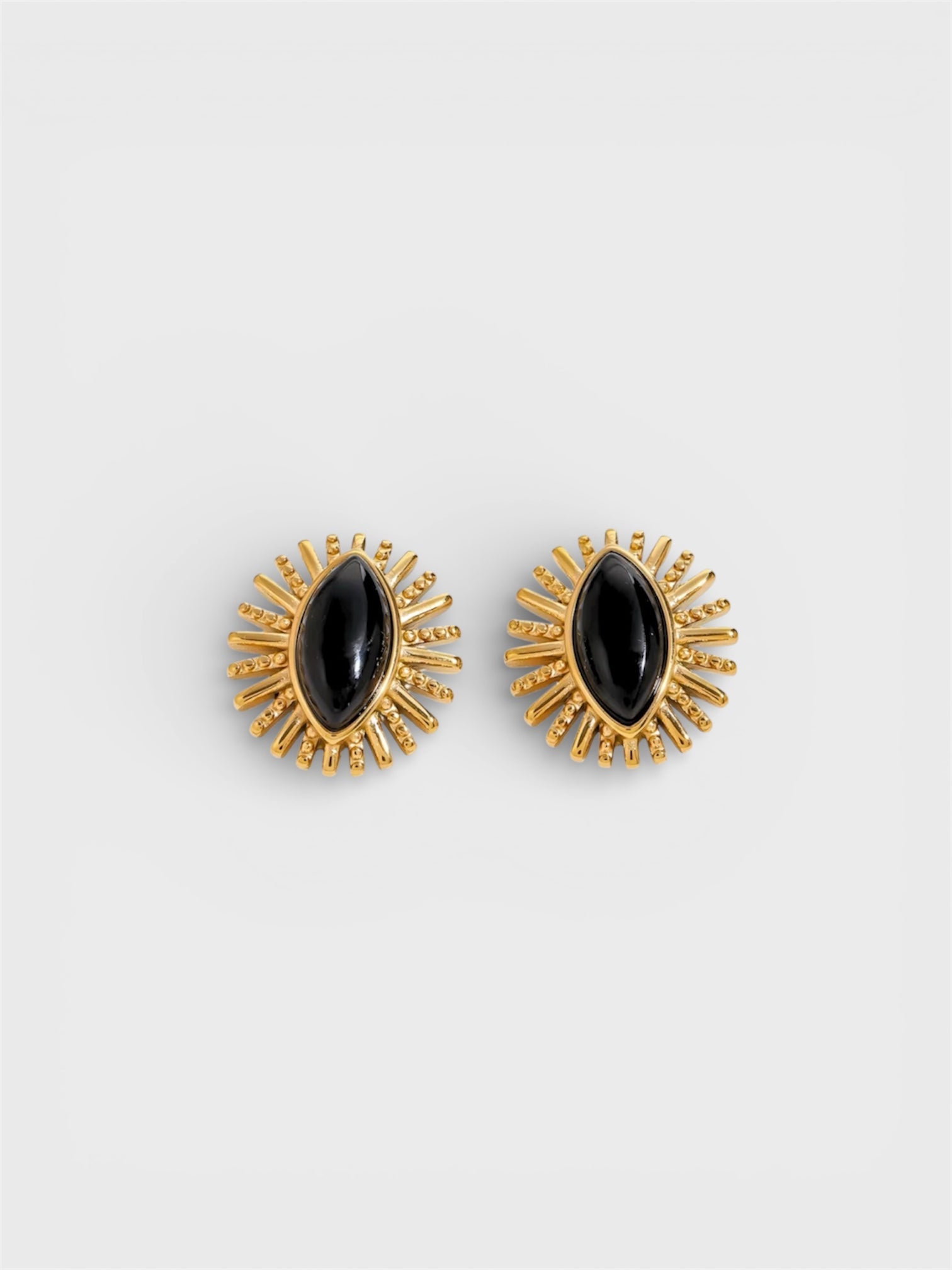 CASEY STUD EARRING
